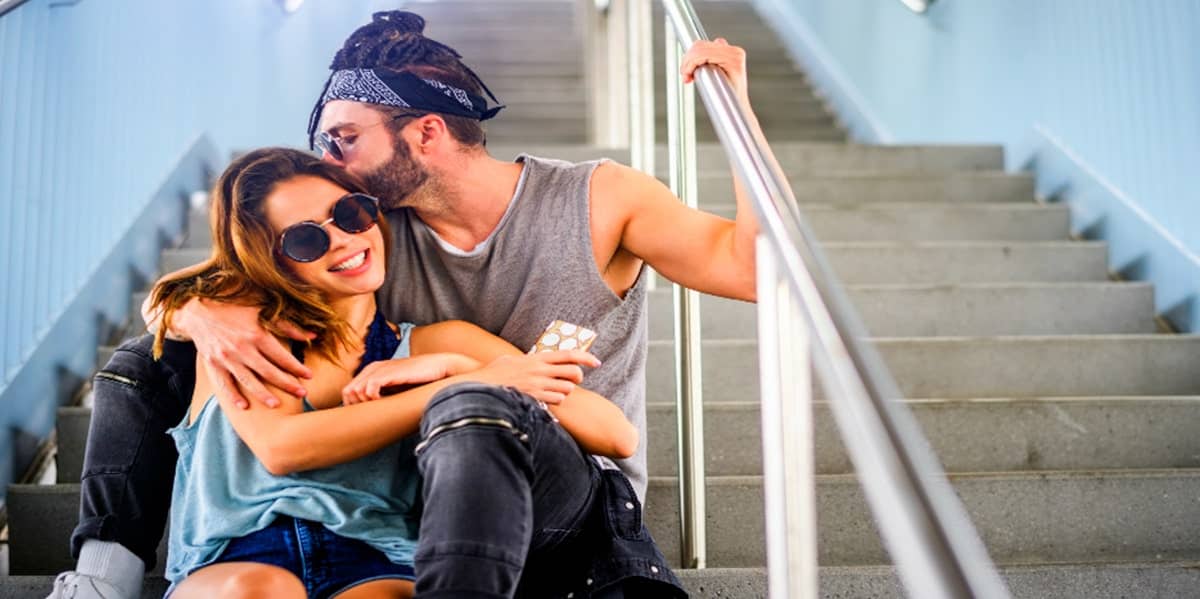 11 Signs Hes Not In Love — Youre Just Convenient